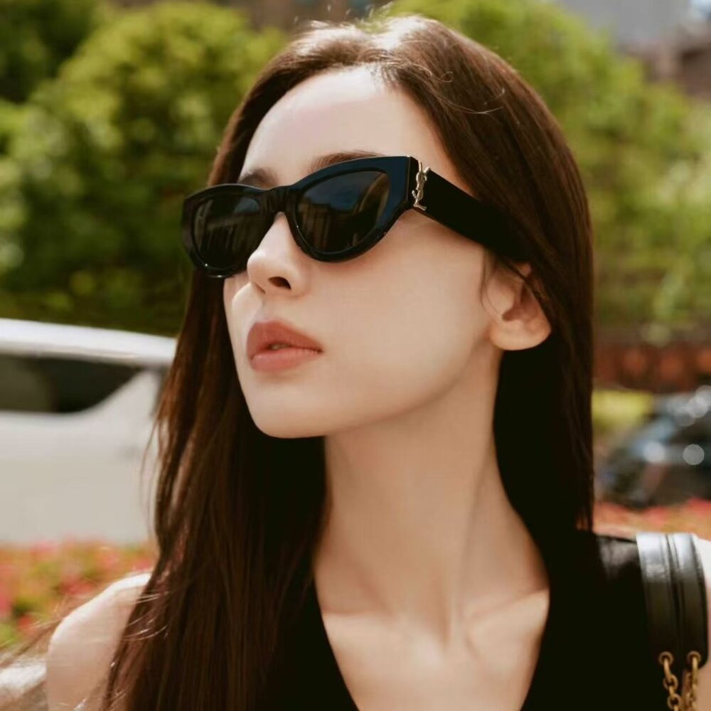 Saint Laurent Sunglasses - Picture 5 of 10